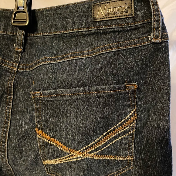 EUC Natural Reflections denim jeans. Size 12P. - Picture 6 of 11